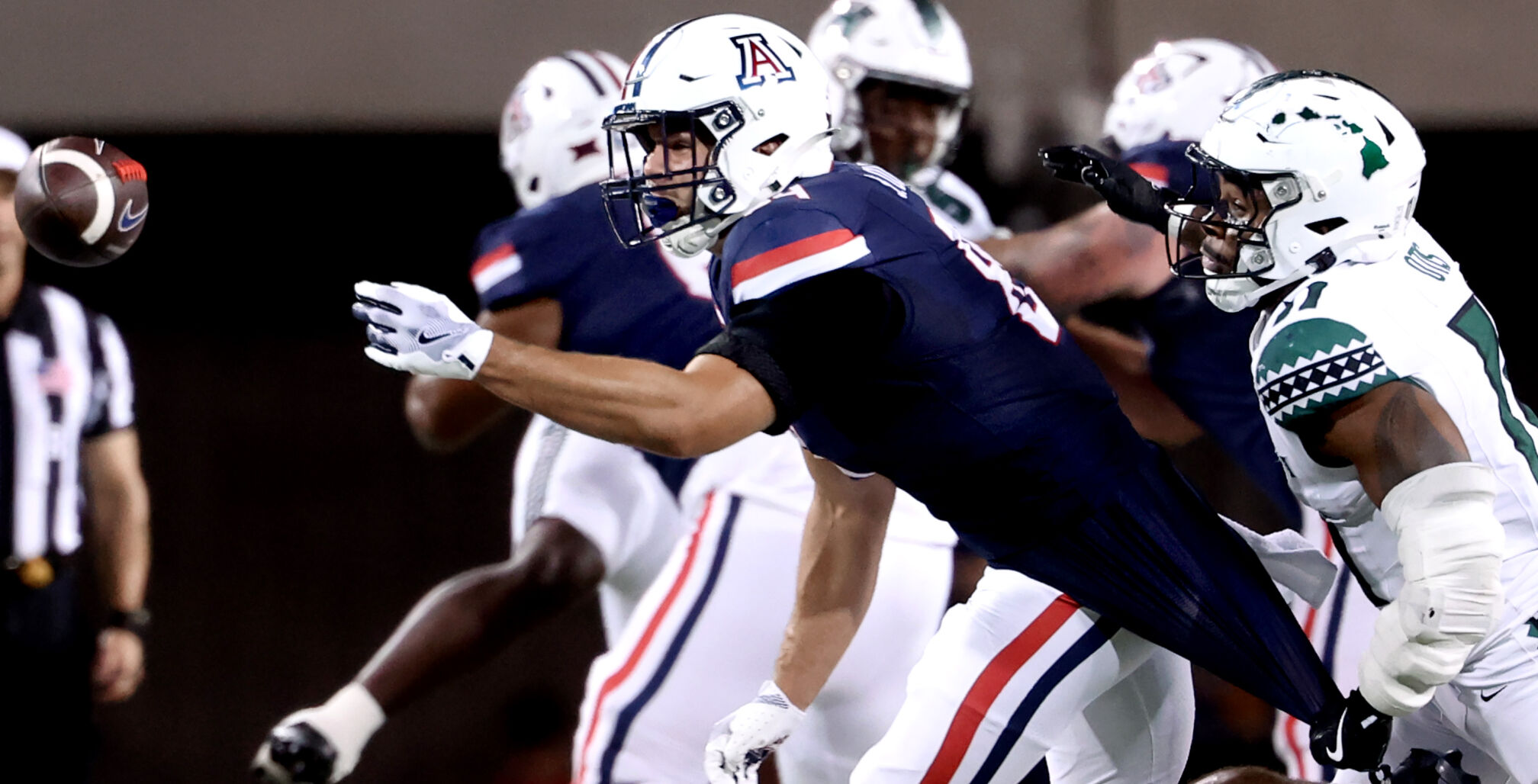 ÃÛÁÄÖ±²¥ vs Hawaii, NCAA football